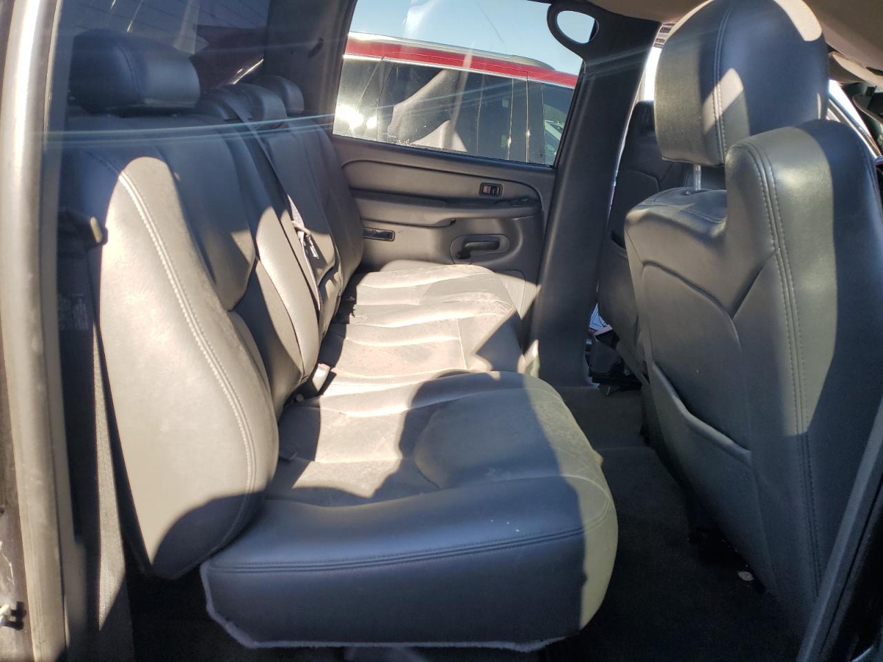 2005 GMC Sierra VIN 2GTEK13T751173294 Copart auction photo, rollover damage thumbnail 10