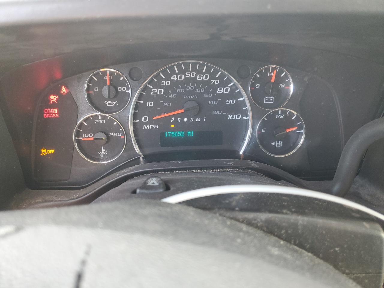 2018 Chevrolet Express VIN 1GCWGAFP3J1167786 Copart auction photo, front end damage thumbnail 9