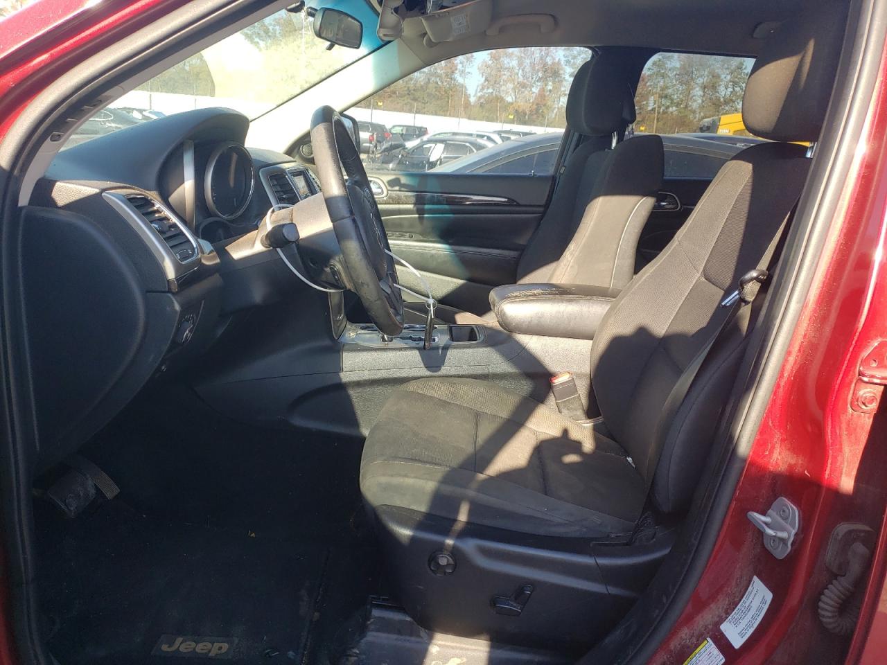 2012 Jeep Grand Cherokee VIN 1C4RJEAG9CC137440 Copart auction photo, front end / side damage thumbnail 7