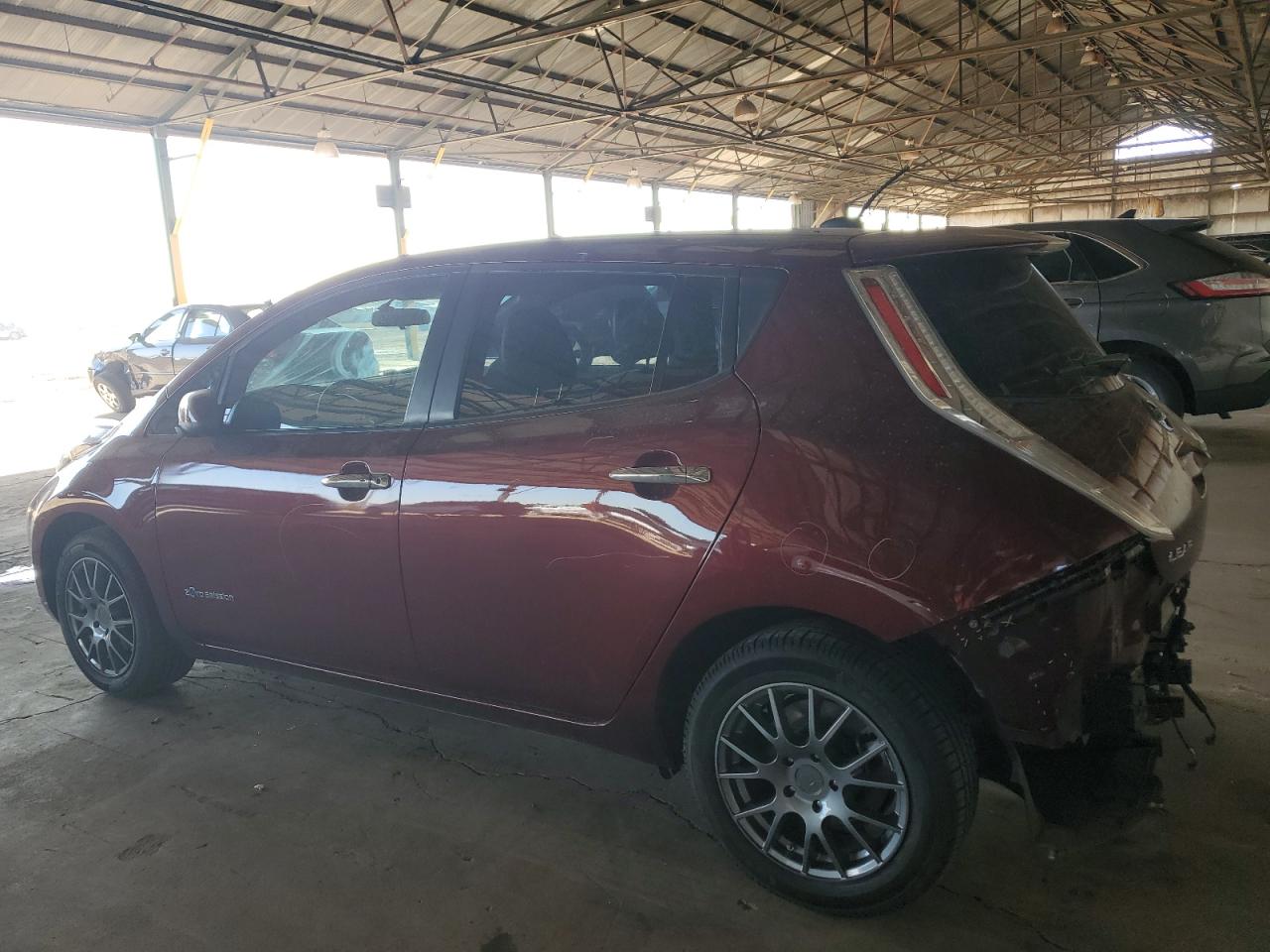 2017 Nissan Leaf VIN 1N4BZ0CP5HC301483 Copart auction photo, rear end damage thumbnail 2