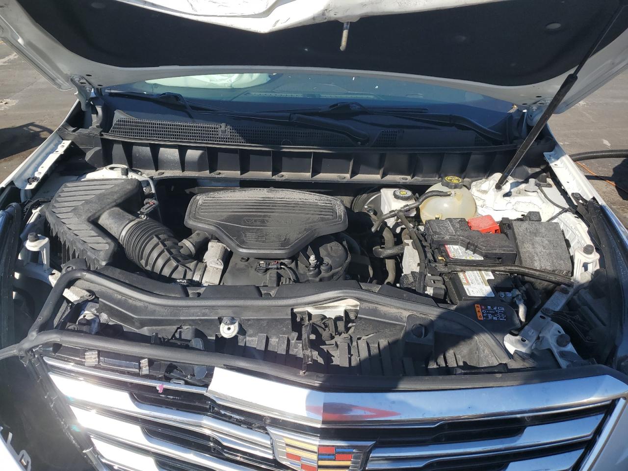 2019 Cadillac XT5 VIN 1GYKNCRS2KZ299774 Copart auction photo, front end damage thumbnail 12