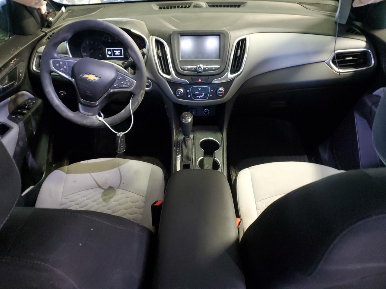 2018 Chevrolet Equinox VIN 3GNAXHEV2JL291955 Copart auction photo, rear end / minor dent/scratches damage thumbnail 8