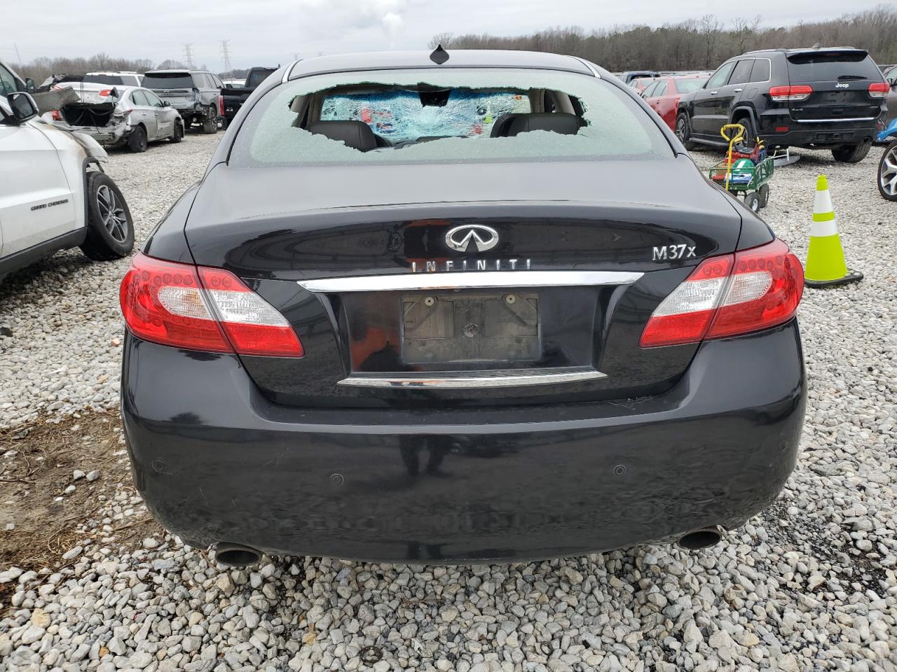 2013 Infiniti M VIN JN1BY1ARXDM603379 Copart auction photo, all over / vandalism damage thumbnail 6