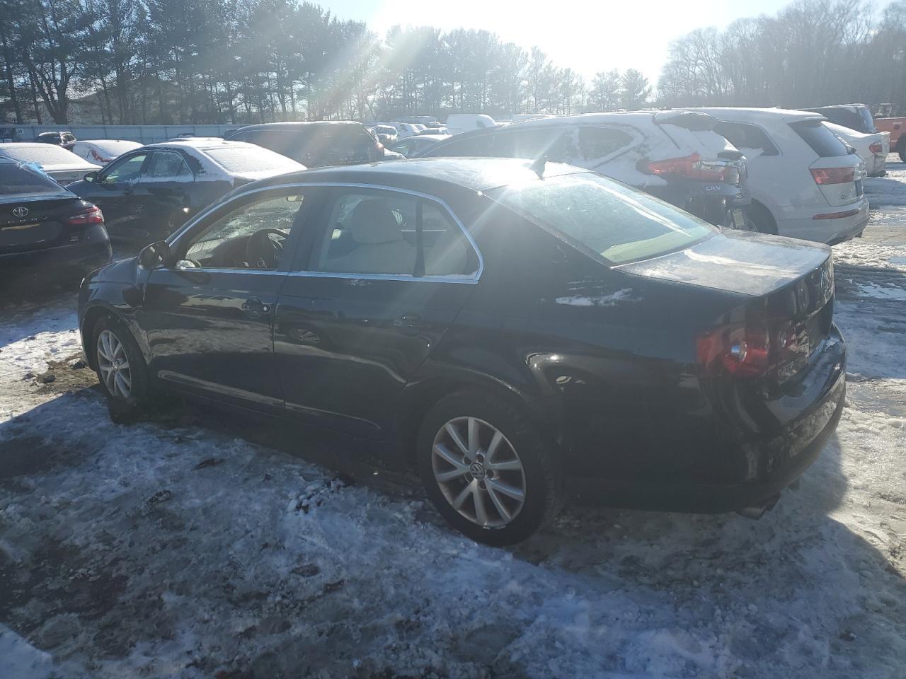 2010 Volkswagen Jetta VIN 3VWRZ7AJ3AM008358 Copart auction photo, all over damage thumbnail 2