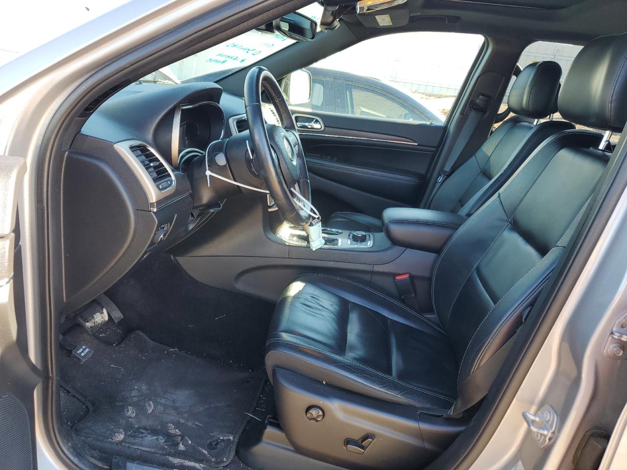 2017 Jeep Grand Cherokee VIN 1C4RJFBG3HC738953 Copart auction photo, front end / minor dent/scratches damage thumbnail 7