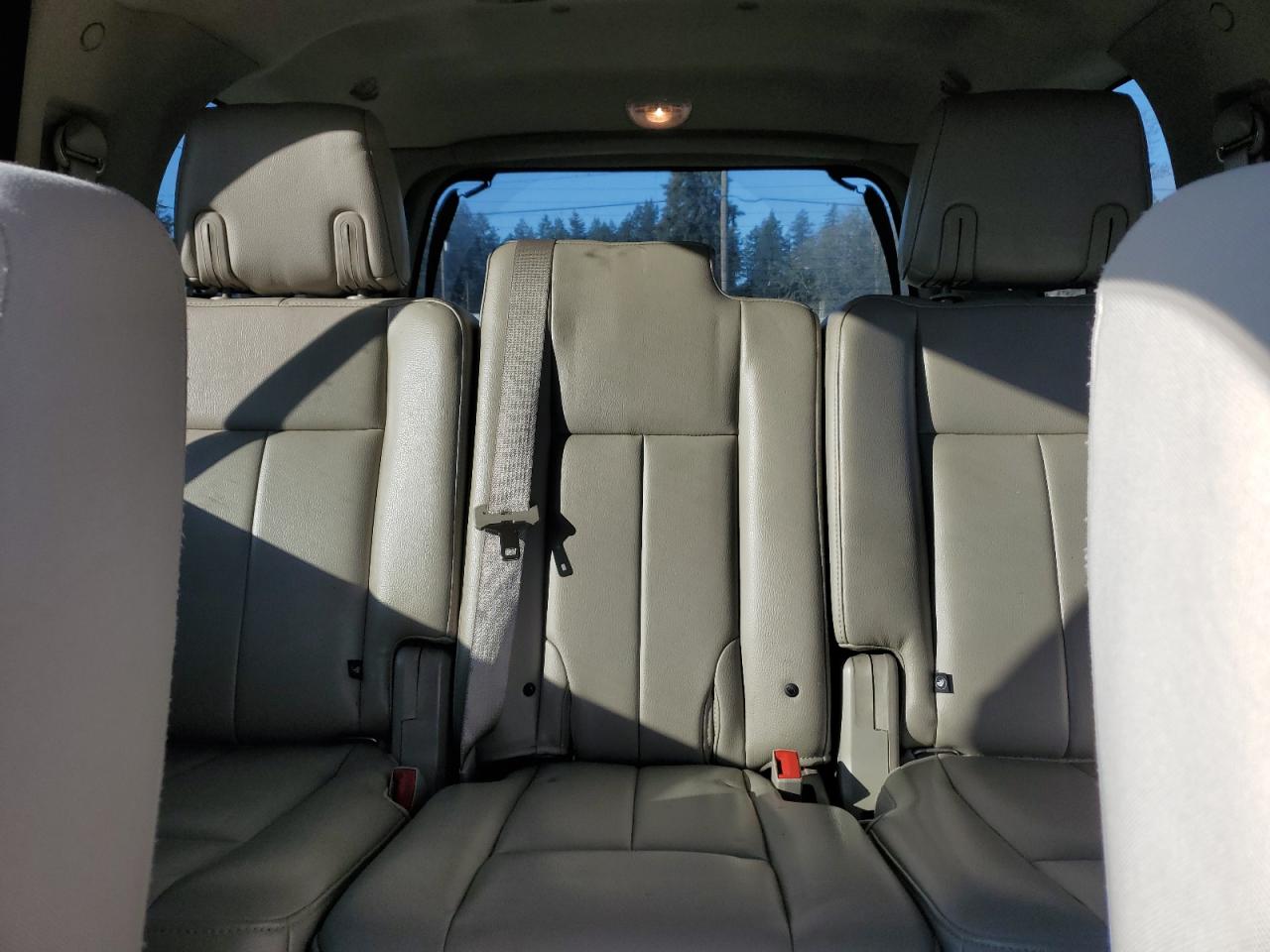 2011 Ford Expedition VIN 1FMJU1G59BEF32767 Copart auction photo, rear end / front end damage thumbnail 10