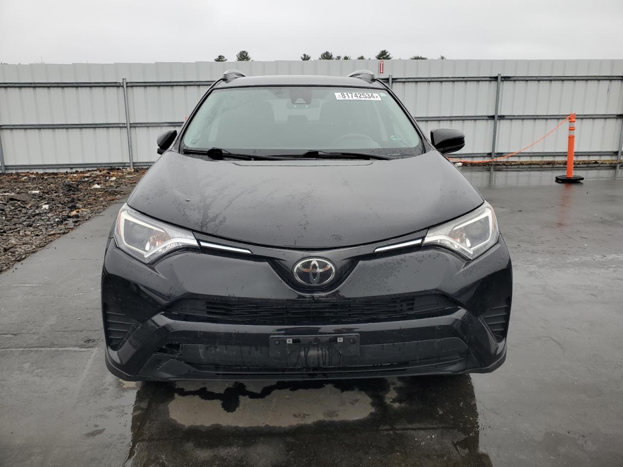 2018 Toyota RAV 4 VIN 2T3ZFREV7JW495759 Copart auction photo, rear end / front end damage thumbnail 5