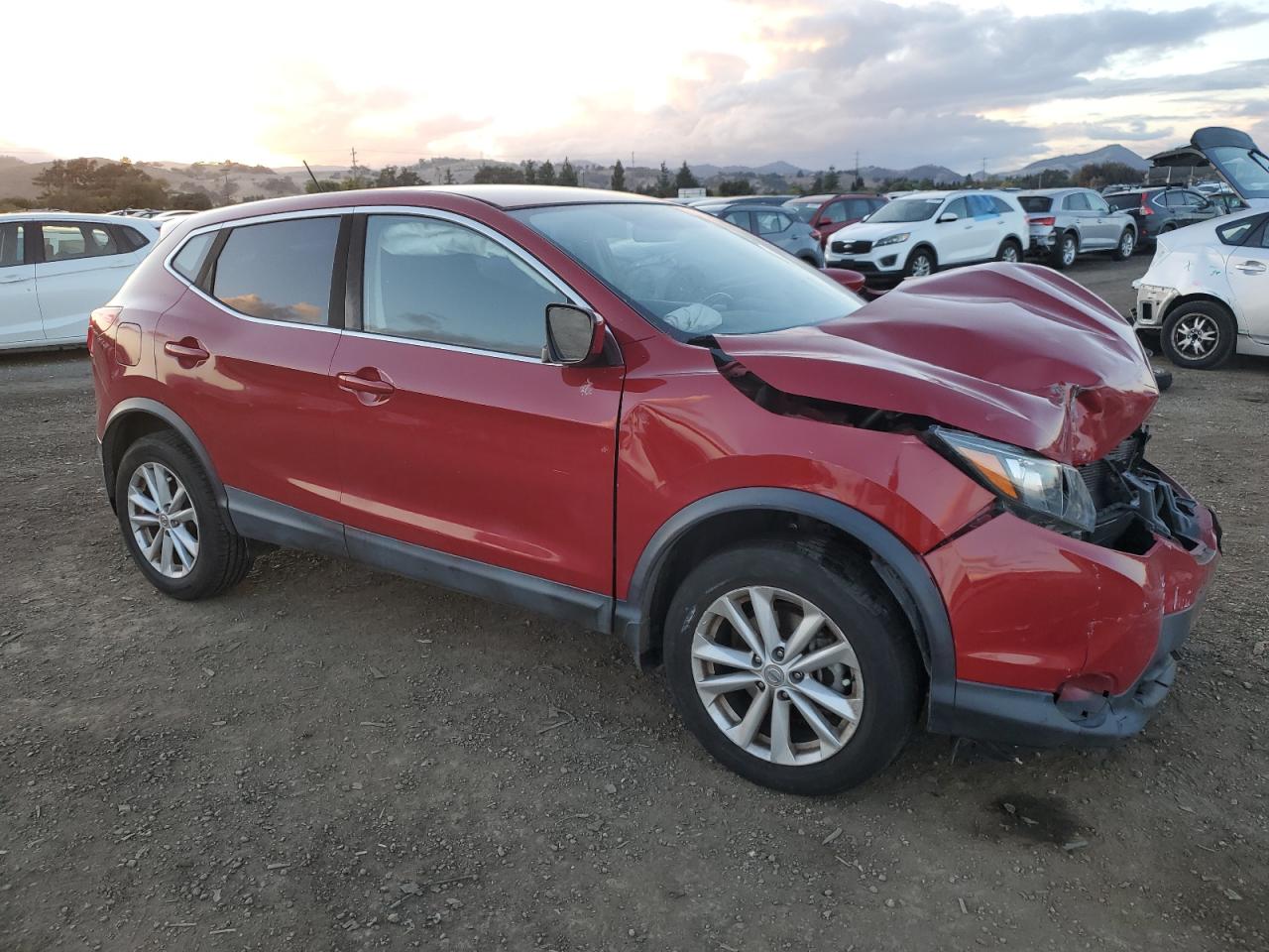 2018 Nissan Rogue VIN JN1BJ1CP8JW105438 Copart auction photo, front end damage thumbnail 4