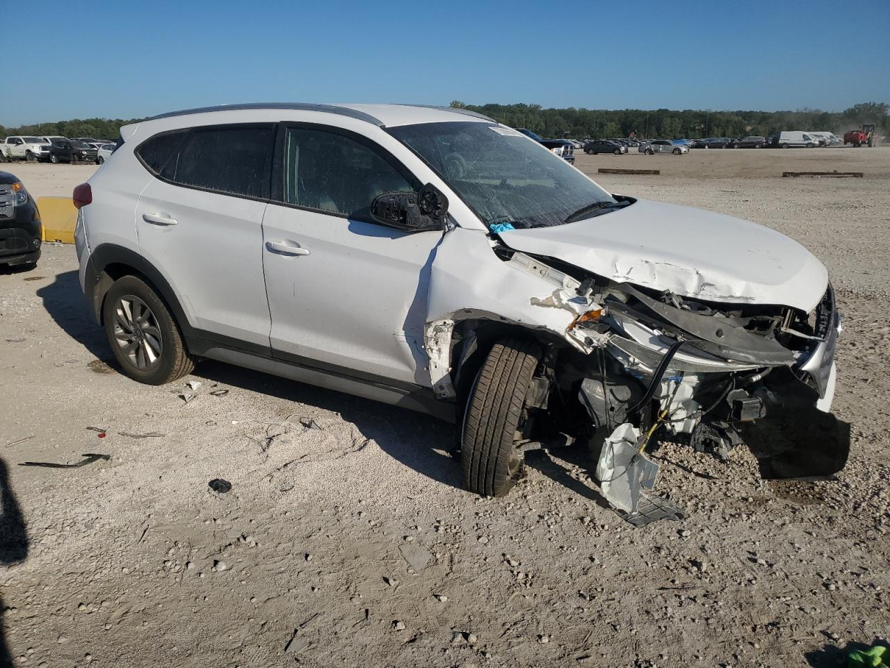 2018 Hyundai Tucson VIN KM8J33A40JU675819 Copart auction photo, front end damage thumbnail 4