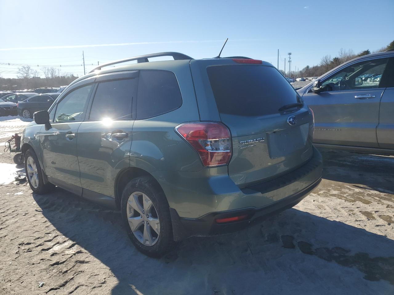2015 Subaru Forester VIN JF2SJAGC7FH506769 Copart auction photo, front end damage thumbnail 2