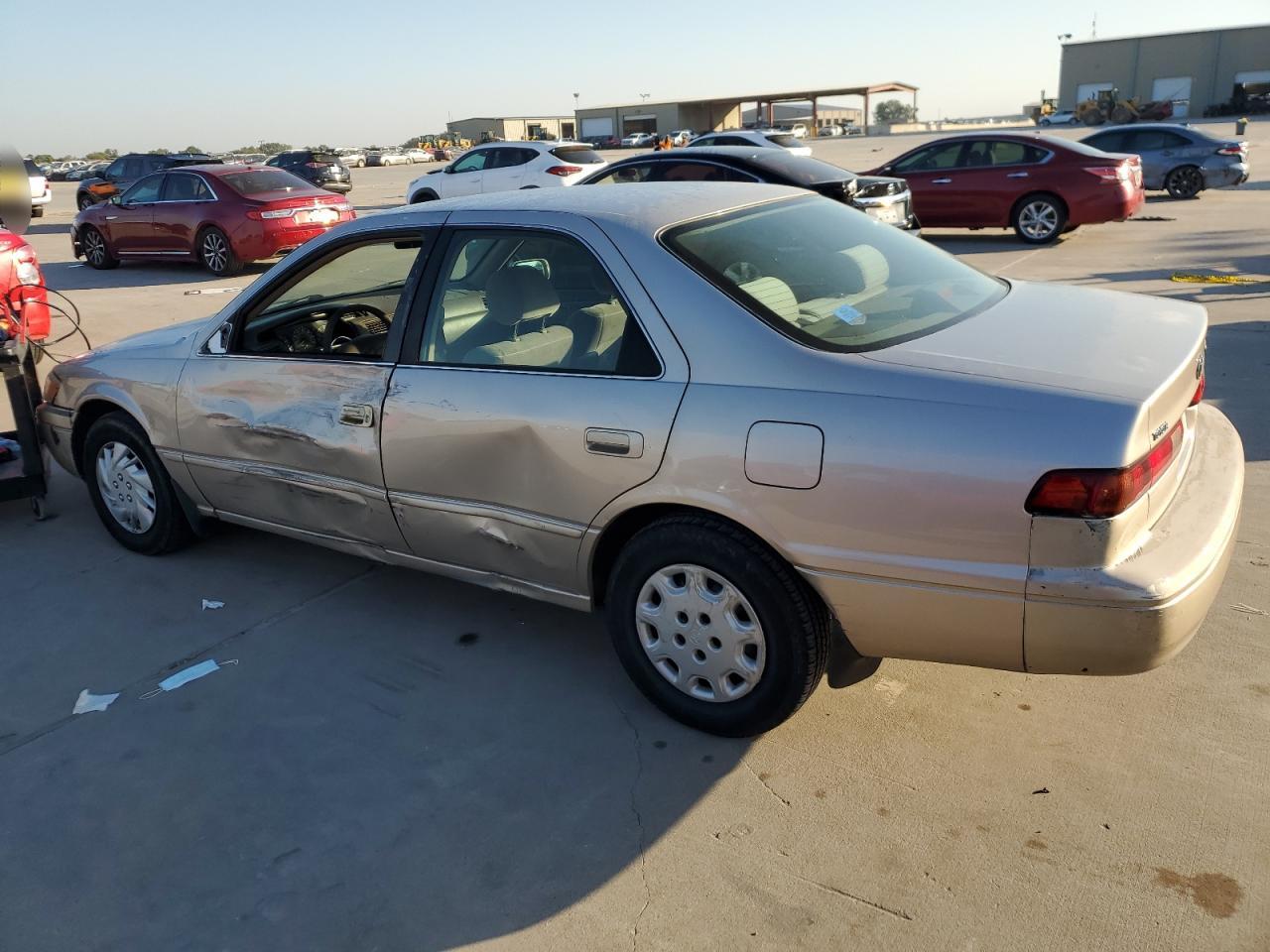 1998 Toyota Camry VIN 4T1BG28K0WU829007 Copart auction photo, side damage thumbnail 2