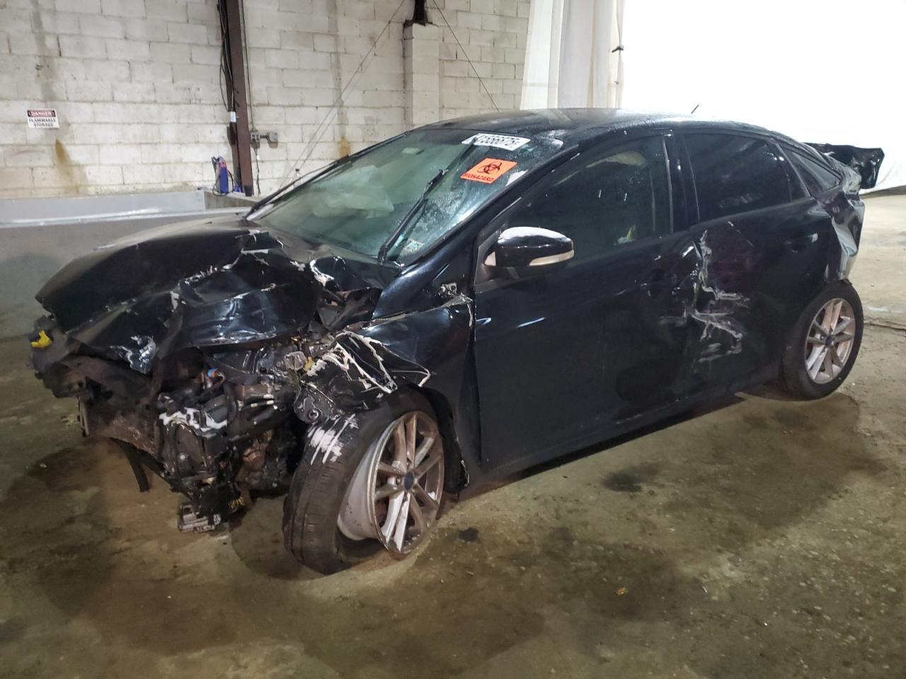 2016 Ford Focus VIN 1FADP3F21GL368371