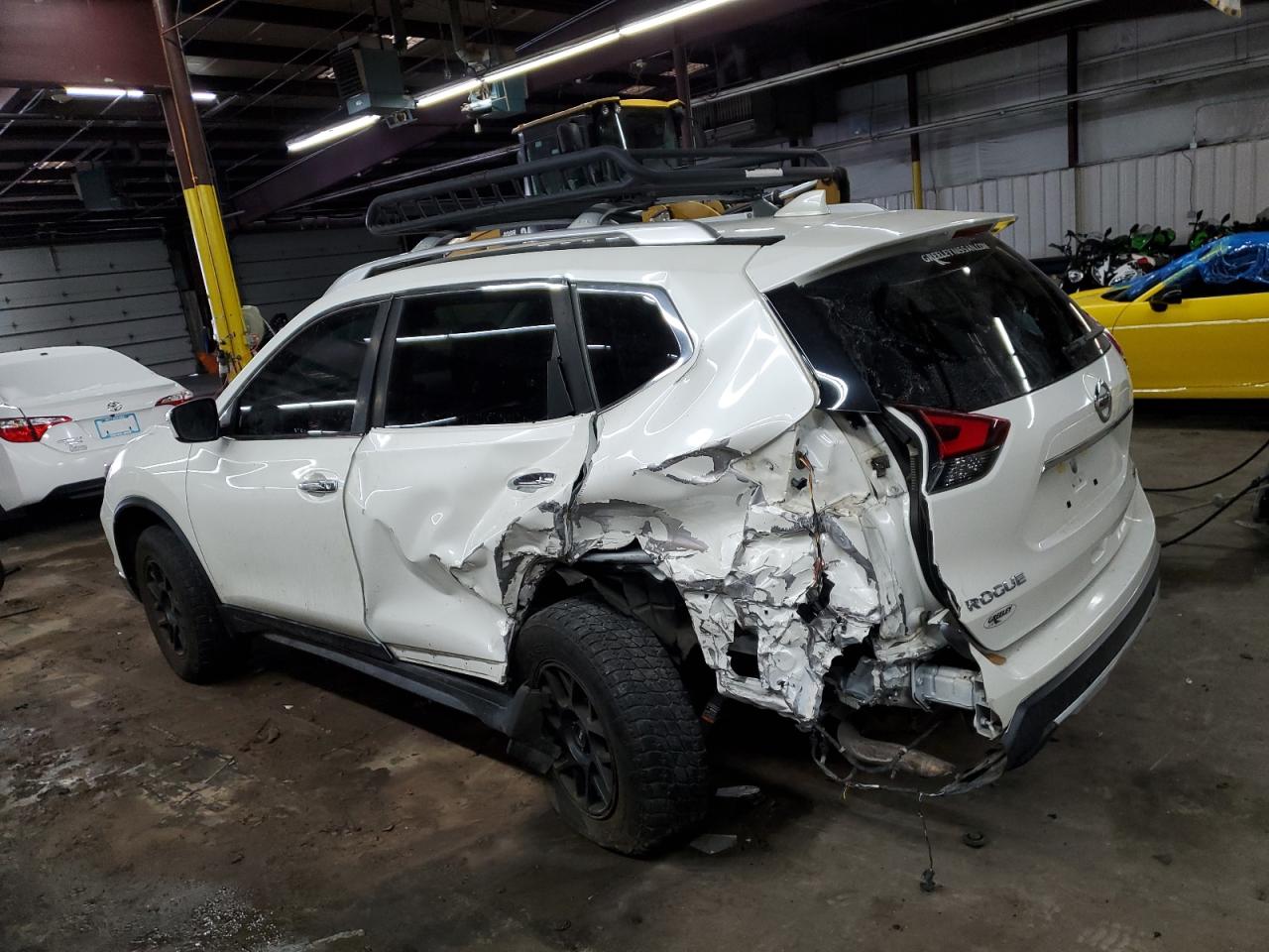 2019 Nissan Rogue VIN KNMAT2MVXKP547445 Copart auction photo, rear end / side damage thumbnail 2