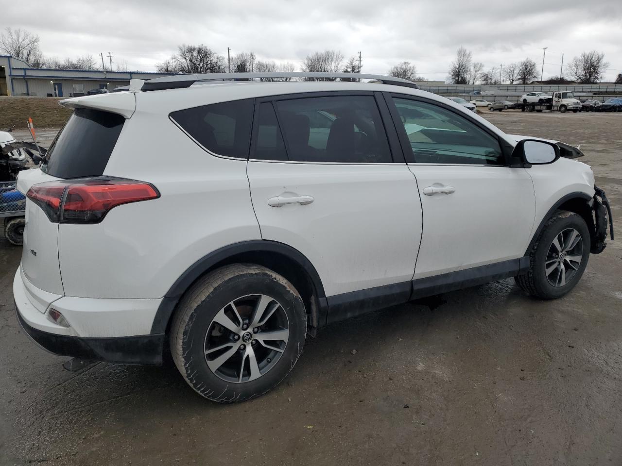 2018 Toyota RAV 4 VIN 2T3WFREVXJW439818 Copart auction photo, front end damage thumbnail 3