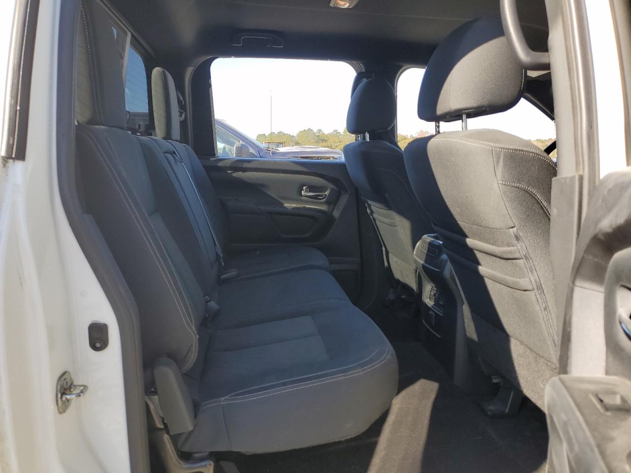 2018 Nissan Titan VIN 1N6AA1E6XJN517537 Copart auction photo, front end damage thumbnail 10