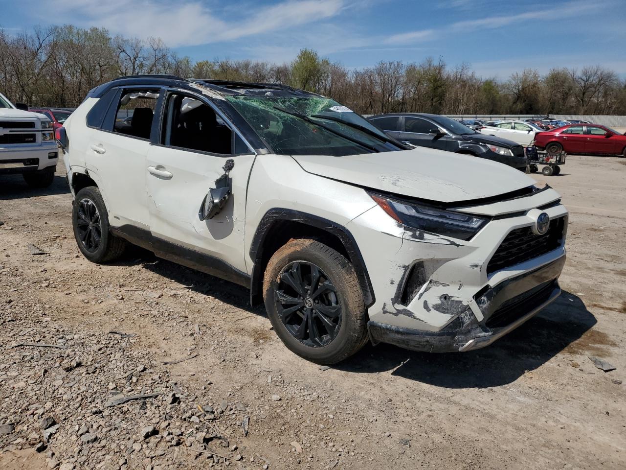 2022 Toyota RAV 4 VIN JTME6RFV7NJ023580 Copart auction photo, all over / minor dent/scratches damage thumbnail 4