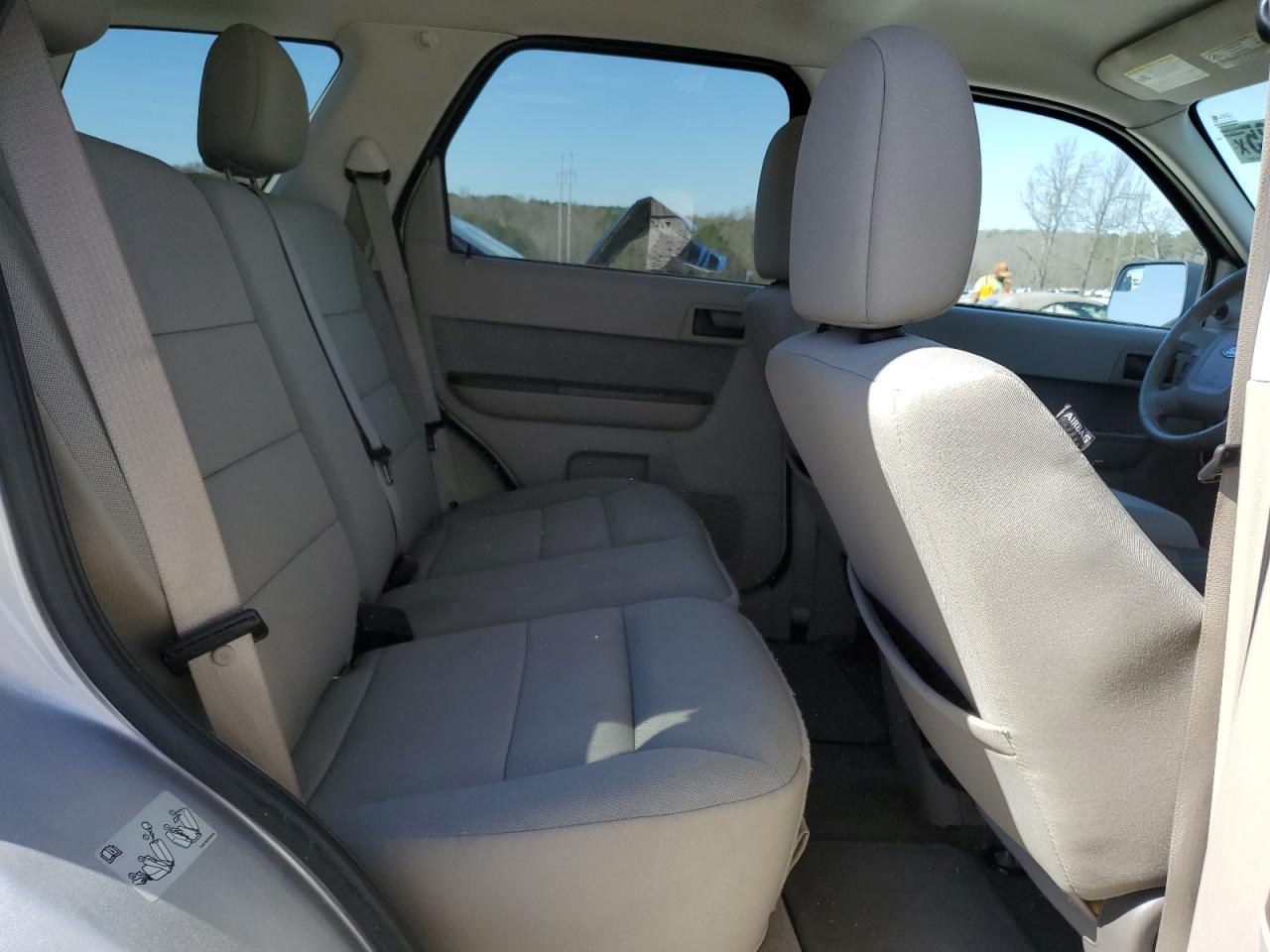 2010 Ford Escape VIN 1FMCU0DGXAKB66276 Copart auction photo, mechanical / minor dent/scratches damage thumbnail 11