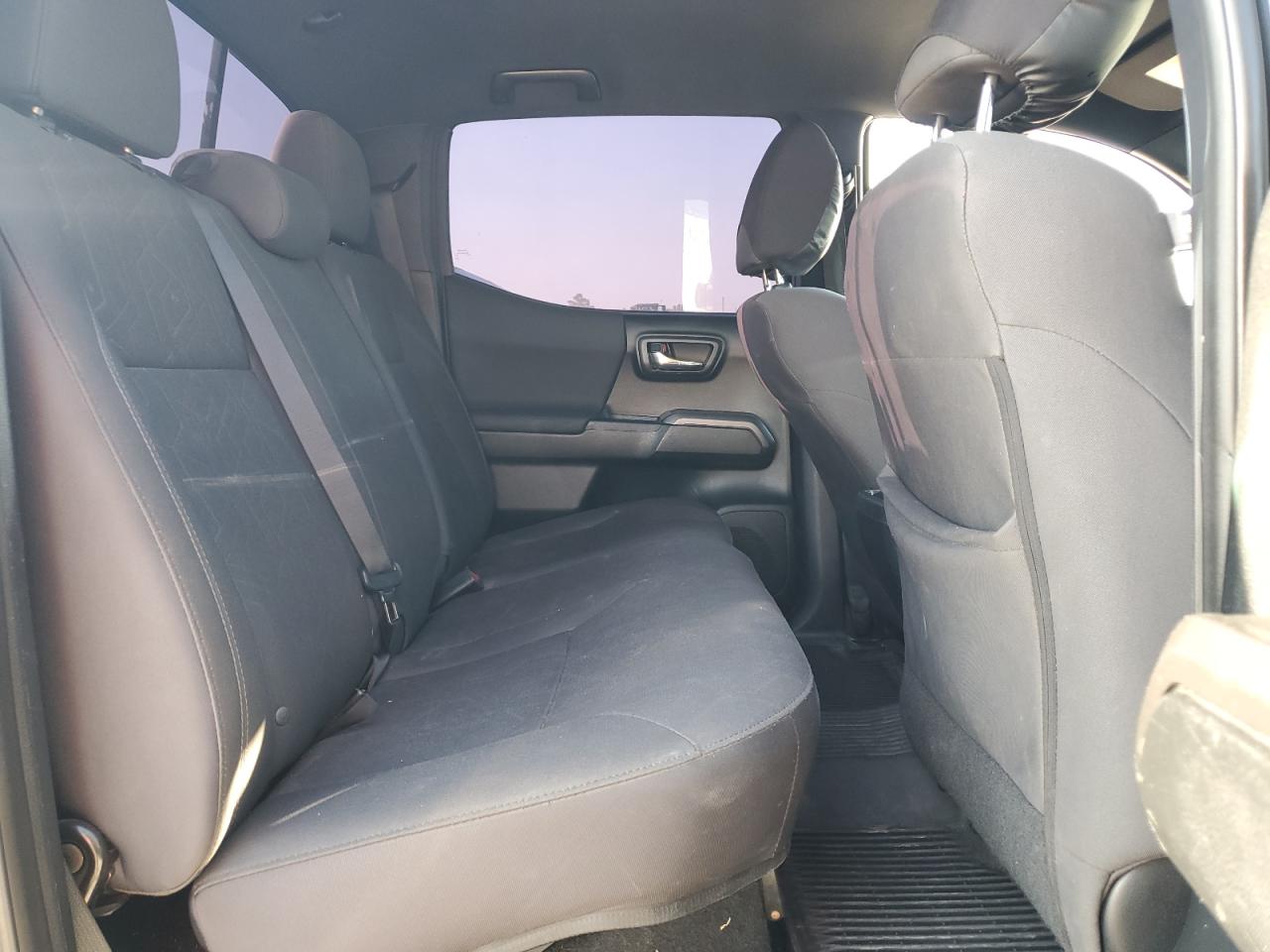 2018 Toyota Tacoma VIN 3TMAZ5CN4JM057122 Copart auction photo, front end damage thumbnail 10