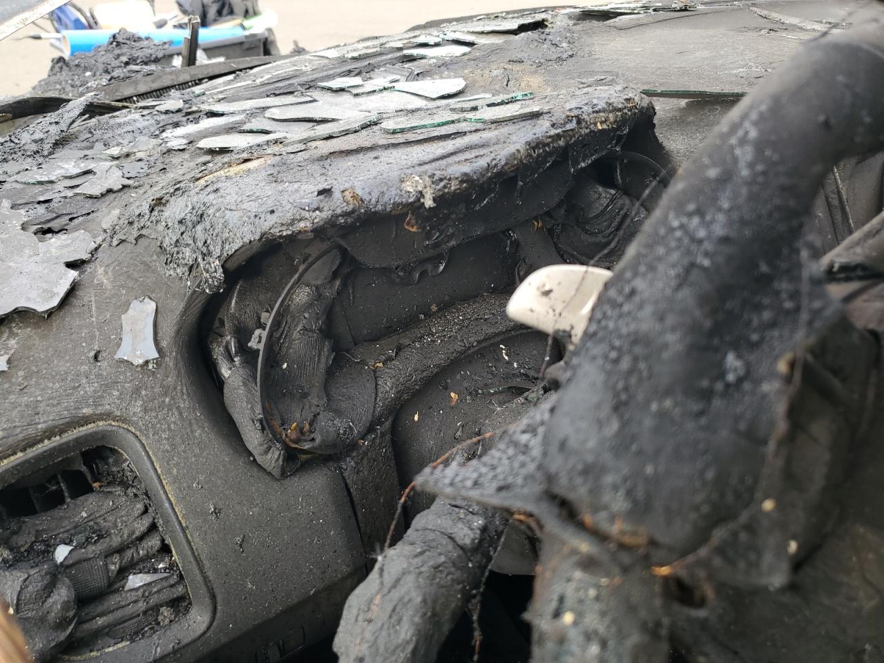 2020 Dodge Durango VIN 1C4RDJDG3LC261439 Copart auction photo, burn damage thumbnail 9