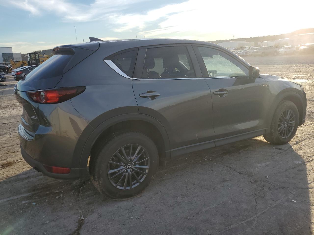 2019 Mazda CX-5 VIN JM3KFACM1K0662479 Copart auction photo, all over / minor dent/scratches damage thumbnail 3