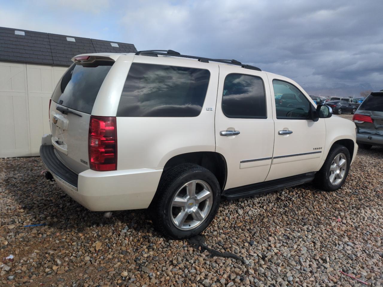 2011 Chevrolet Tahoe VIN 1GNSKCE01BR375897 Copart auction photo, side damage thumbnail 3