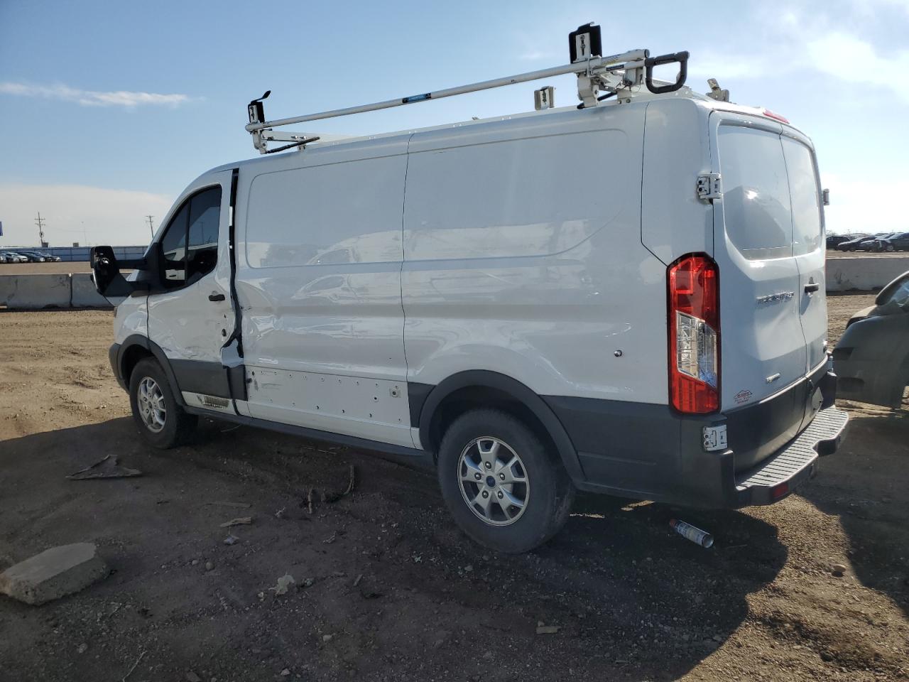 2015 Ford Transit VIN 1FTYR1YG4FKA33435 Copart auction photo, side damage thumbnail 2