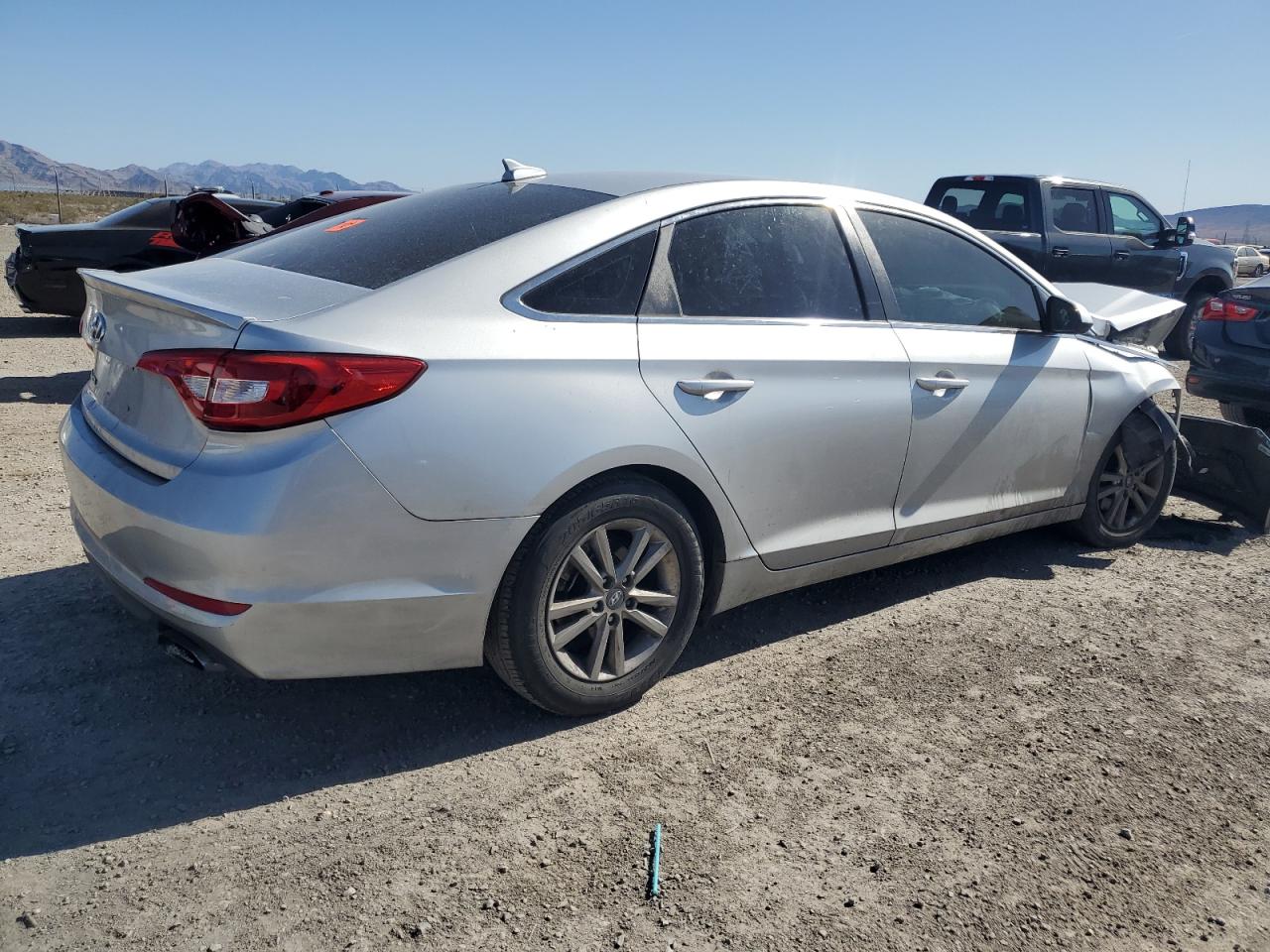 2017 Hyundai Sonata VIN 5NPE24AFXHH483196 Copart auction photo, vandalism damage thumbnail 3