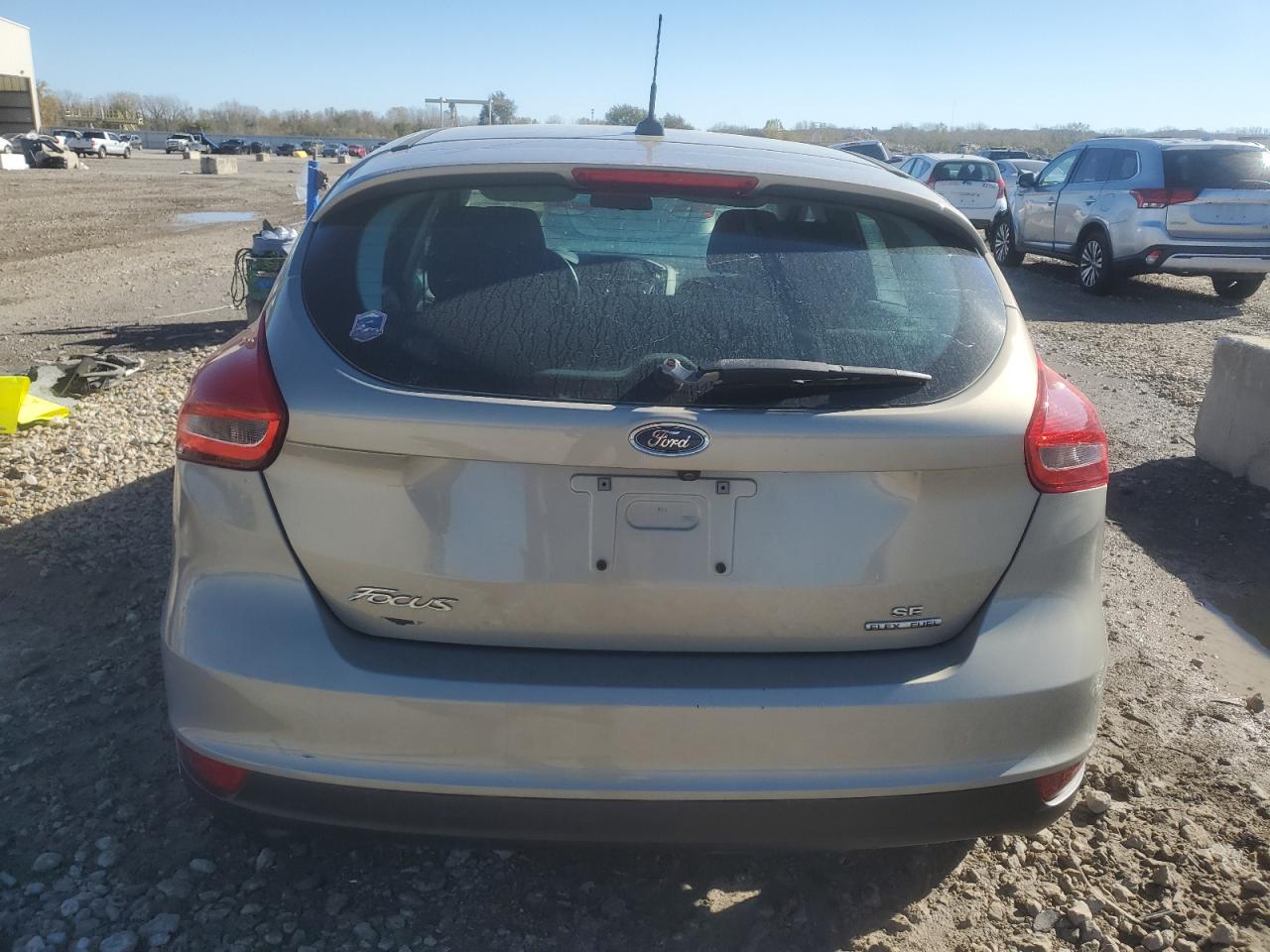 2016 Ford Focus VIN 1FADP3K26GL309502 Copart auction photo, front end damage thumbnail 6
