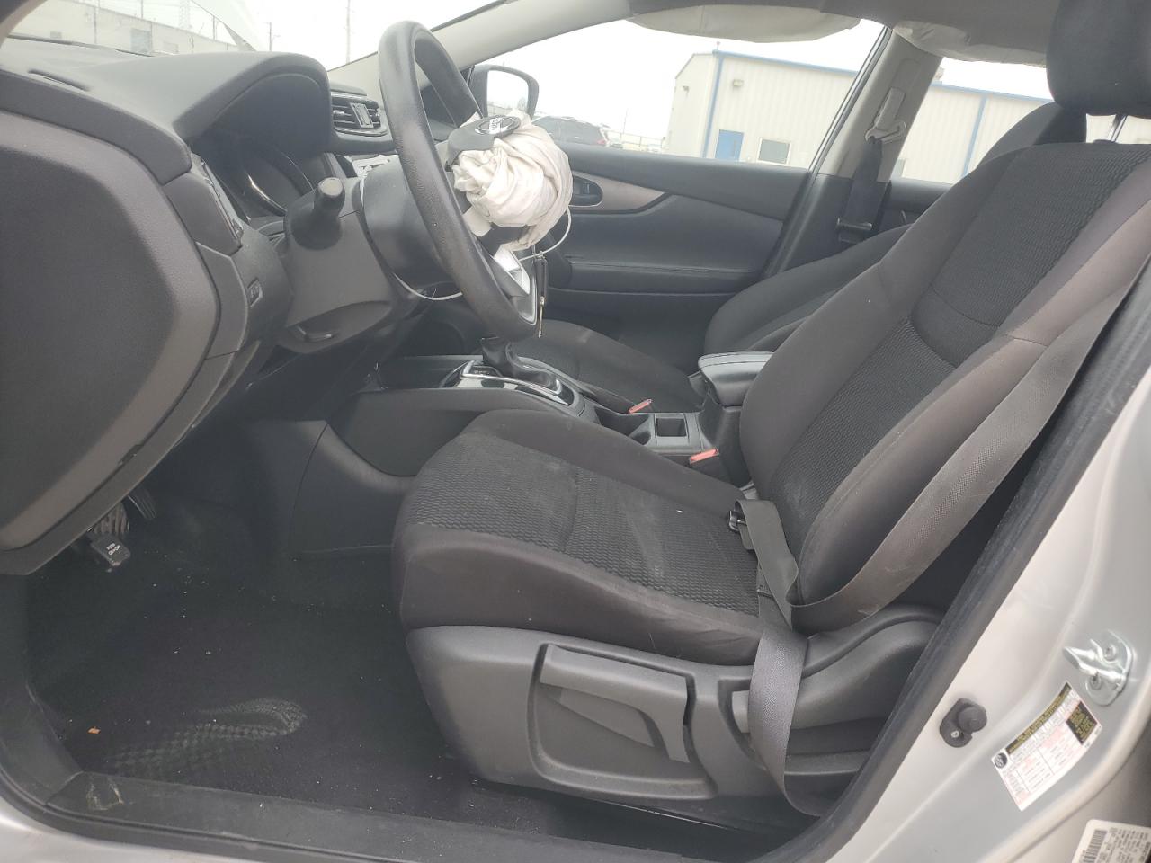 2017 Nissan Rogue VIN JN1BJ1CP0HW012360 Copart auction photo, front end / minor dent/scratches damage thumbnail 7