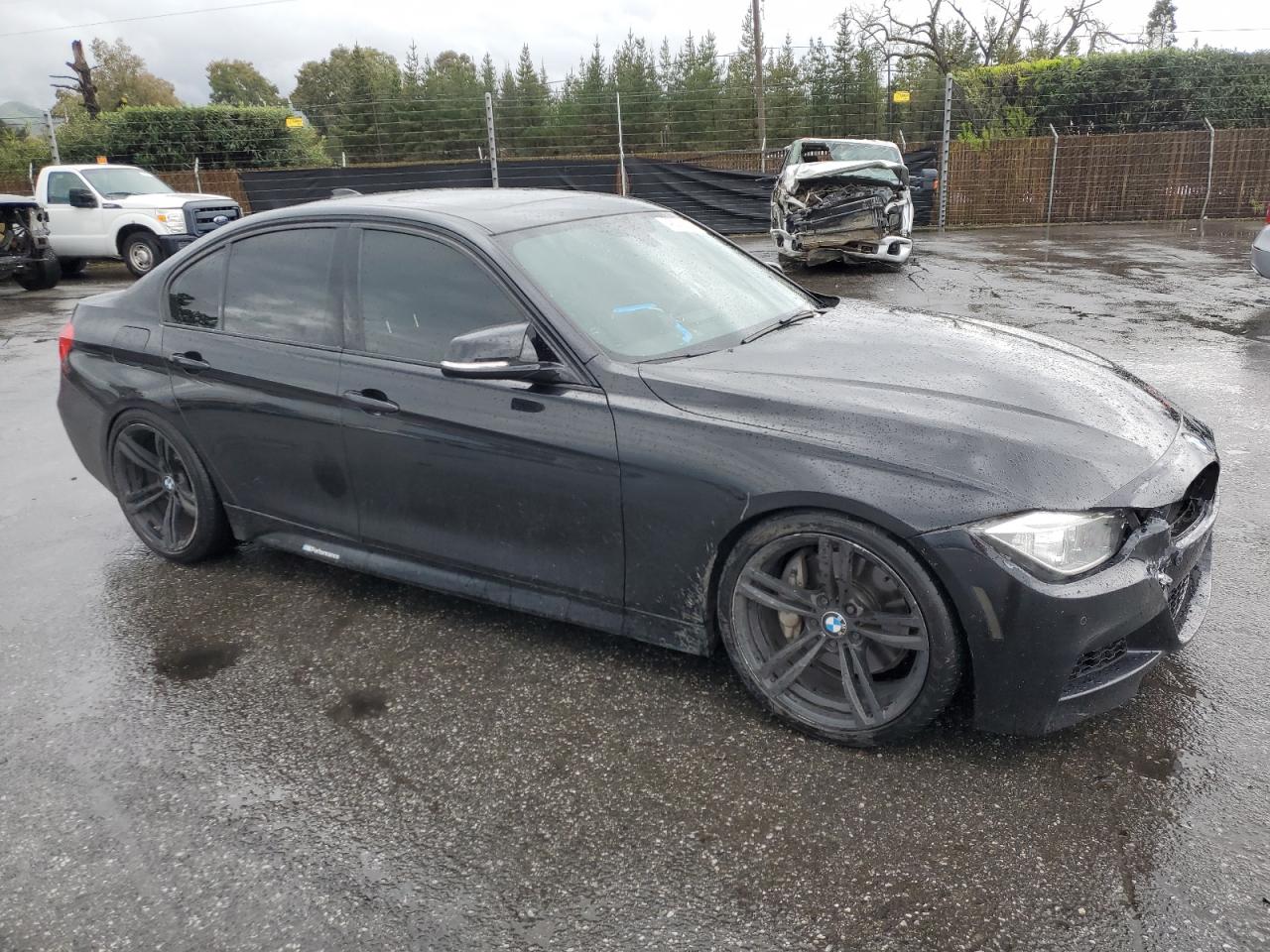 2014 BMW 3er VIN WBA3A9C55EF479359 Copart auction photo, front end damage thumbnail 4