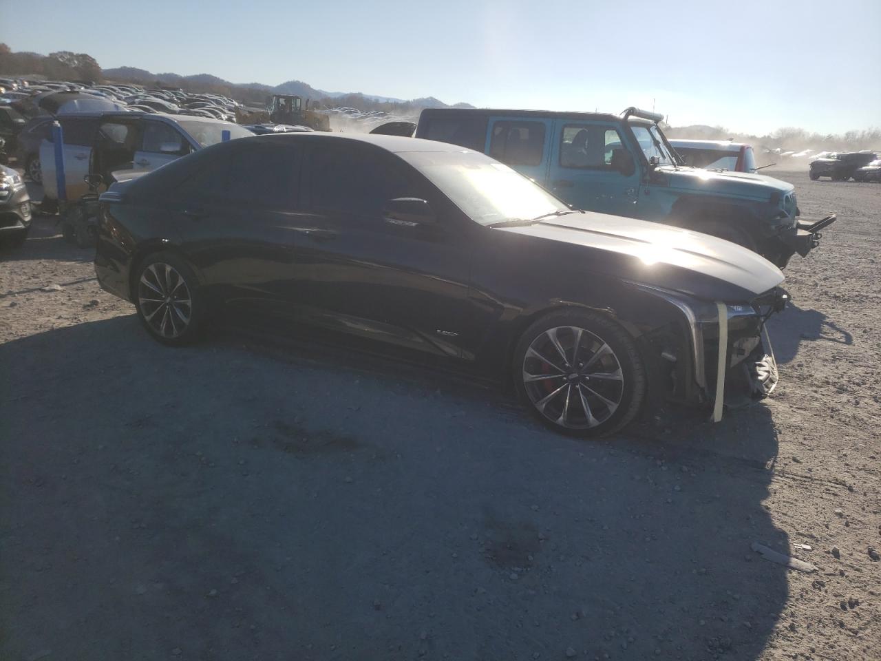 2022 Cadillac CT4-V VIN 1G6D75RPXN0410051 Copart auction photo, vandalism / front end damage thumbnail 4
