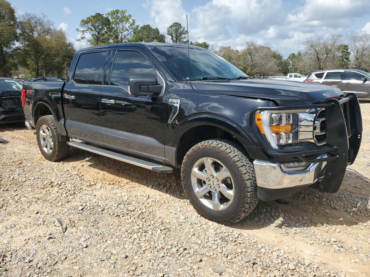 2022 Ford F-150 VIN 1FTFW1E55NFA77499 Copart auction photo, rear end / front end damage thumbnail 4