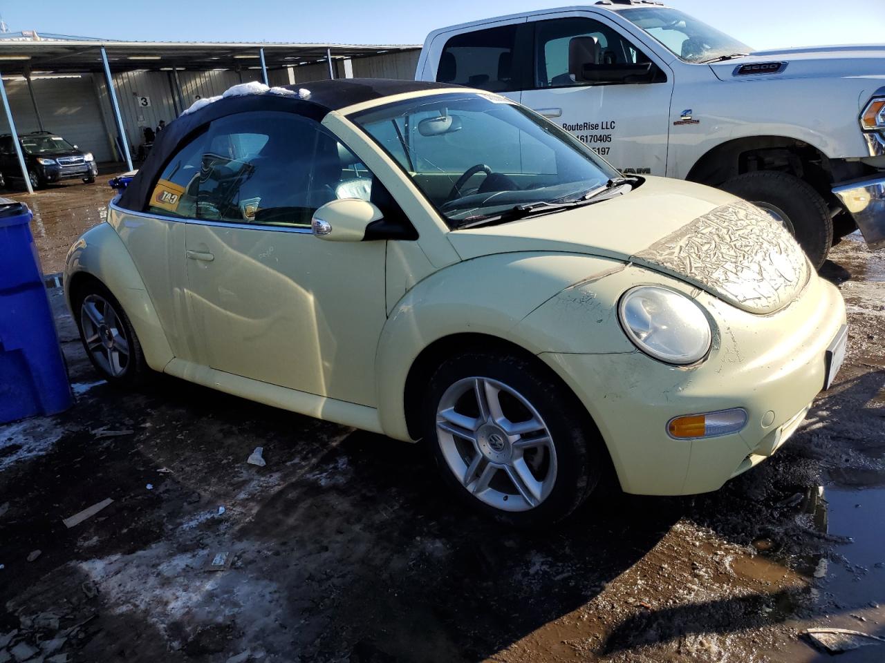 2004 Volkswagen Beetle VIN 3VWCD21YX4M301439 Copart auction photo, front end damage thumbnail 4
