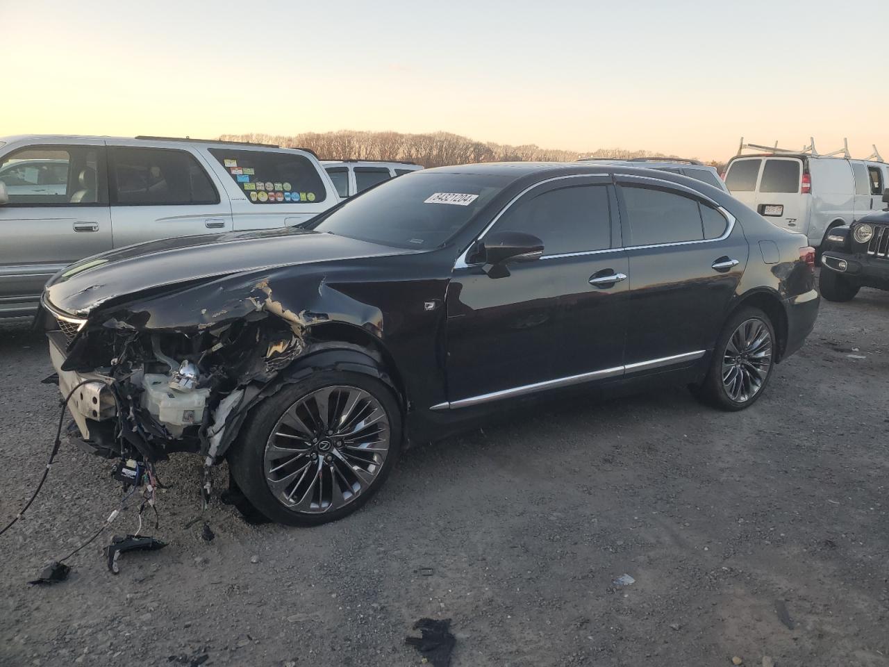 2014 Lexus LS VIN JTHCL5EF7E5021273