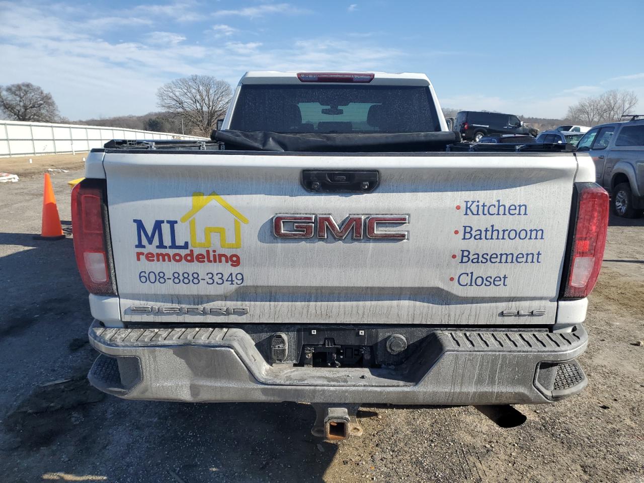2020 GMC Sierra VIN 1GT19ME78LF188372 Copart auction photo, front end / minor dent/scratches damage thumbnail 6