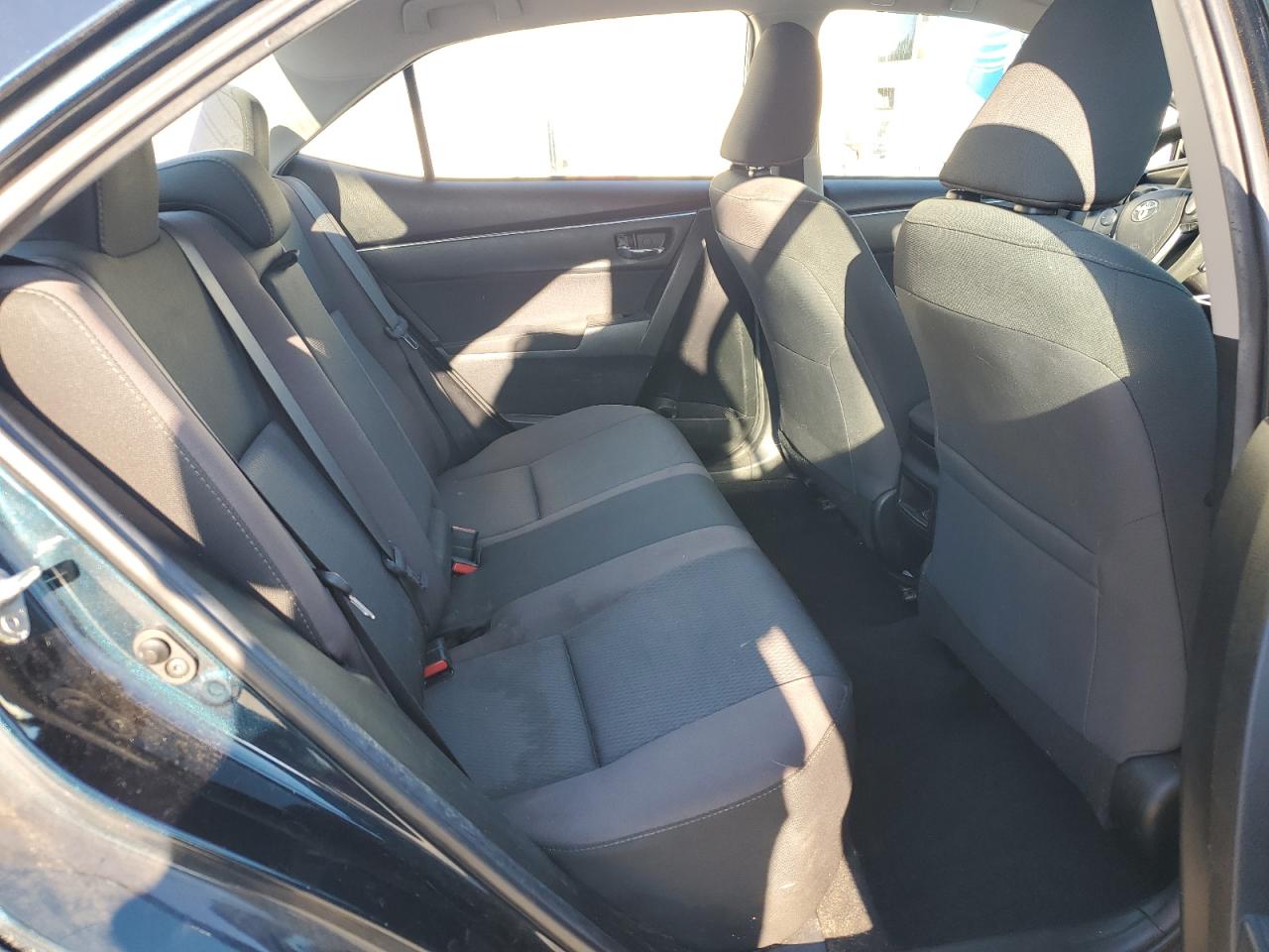 2018 Toyota Corolla VIN 5YFBURHE6JP848411 Copart auction photo, side / front end damage thumbnail 10