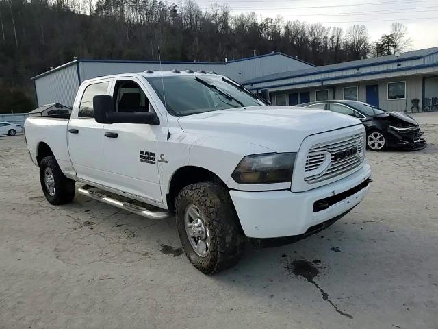 2015 RAM 2500 VIN 3C6UR5CL9FG673987 Copart auction photo, water/flood damage thumbnail 10