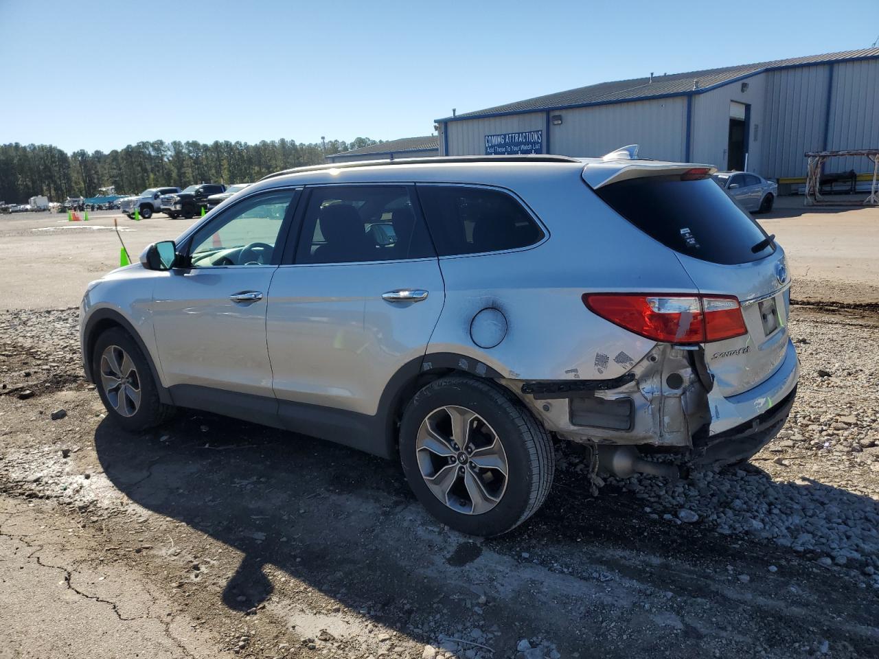 2016 Hyundai Santa Fe VIN KM8SM4HF0GU134146 Copart auction photo, rear end damage thumbnail 2