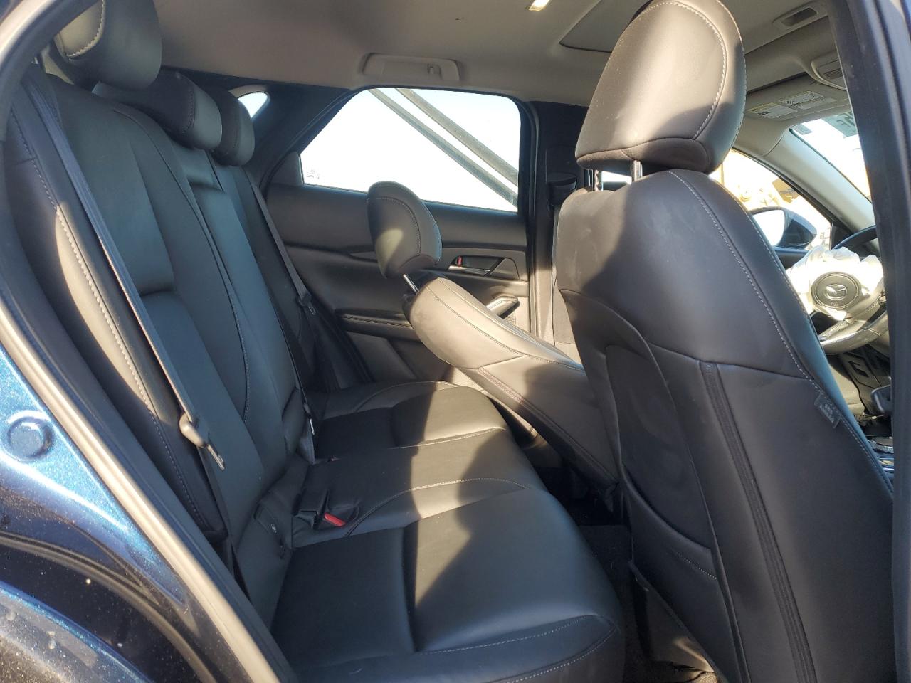2021 Mazda CX-30 VIN 3MVDMBAYXMM313578 Copart auction photo, front end / minor dent/scratches damage thumbnail 11