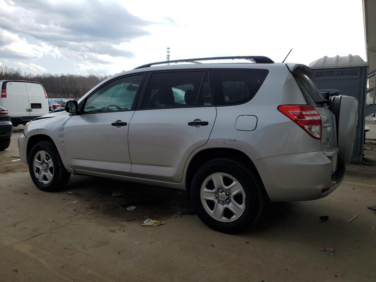 2010 Toyota RAV 4 VIN JTMZF4DV9A5014423 Copart auction photo, front end damage thumbnail 2