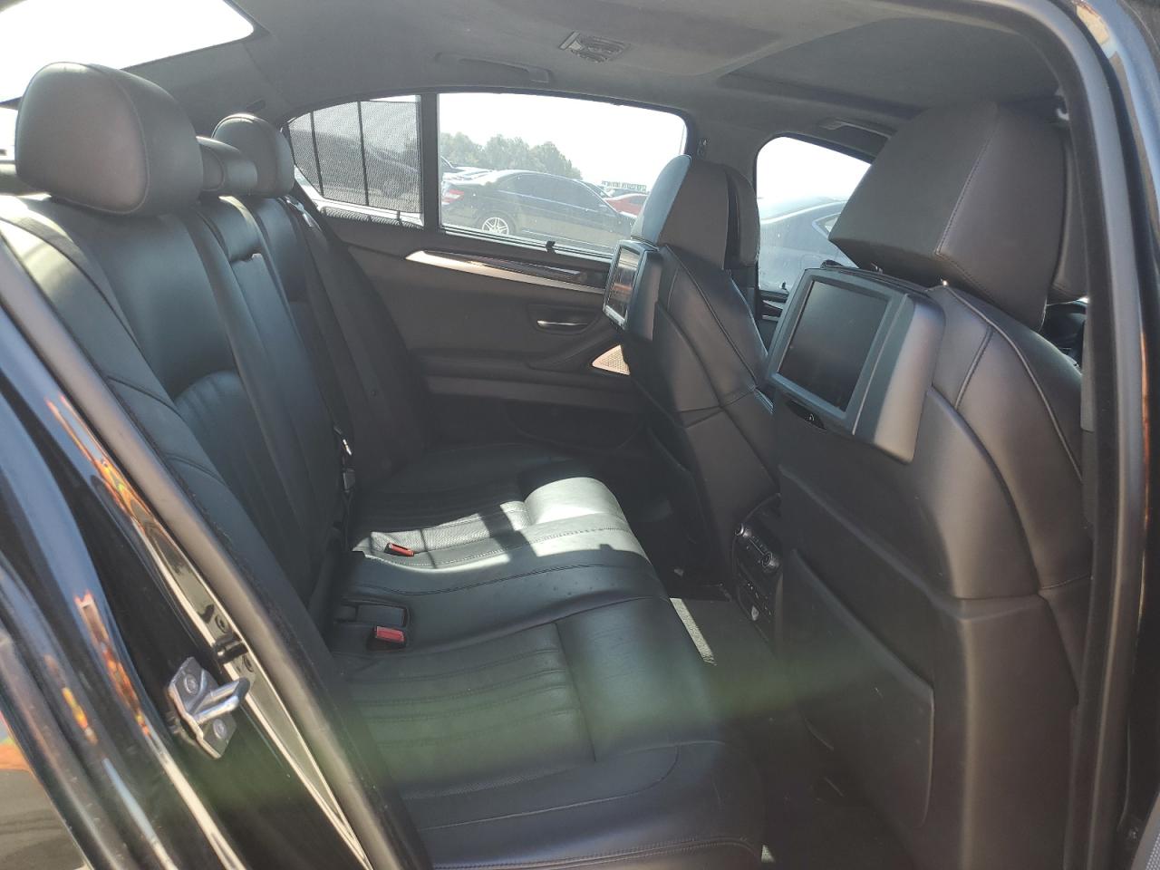2013 BMW M5 VIN WBSFV9C53DC772657 Copart auction photo, burn damage thumbnail 11