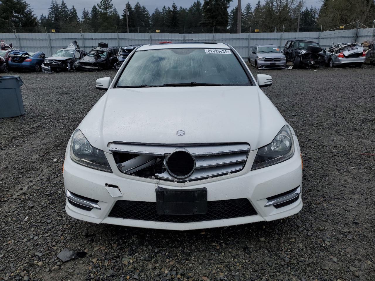 2013 Mercedes-Benz C-klasse VIN WDDGF4HB9DR254372 Copart auction photo, front end damage thumbnail 5