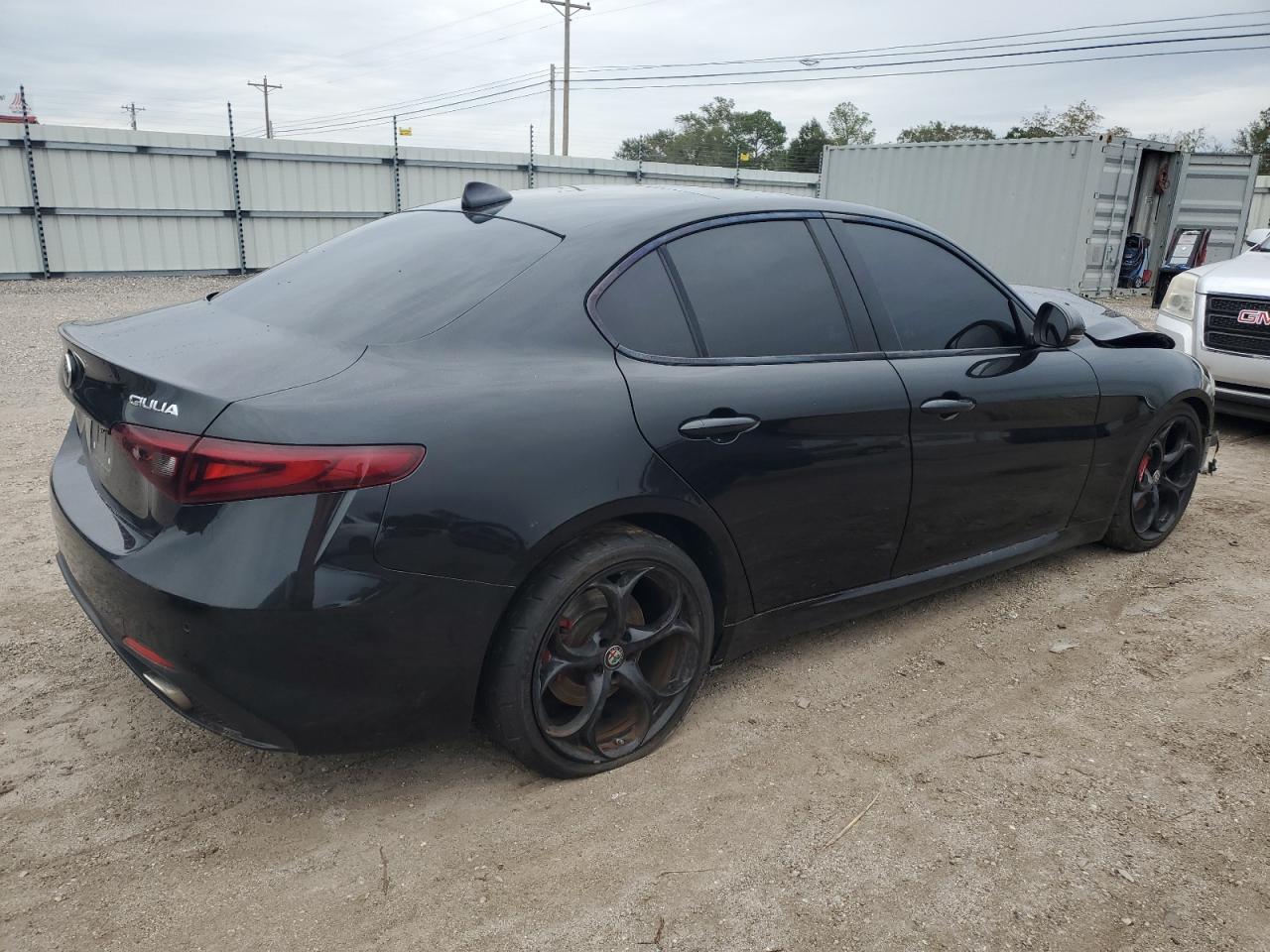 2017 Alfa Romeo Giulia VIN ZARFAECN0H7559665 Copart auction photo, front end damage thumbnail 3