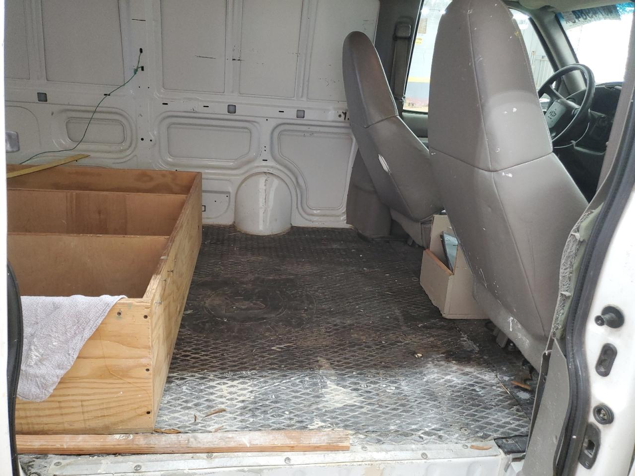 2005 Chevrolet Astro VIN 1GCDM19X45B112565 Copart auction photo, front end / minor dent/scratches damage thumbnail 11