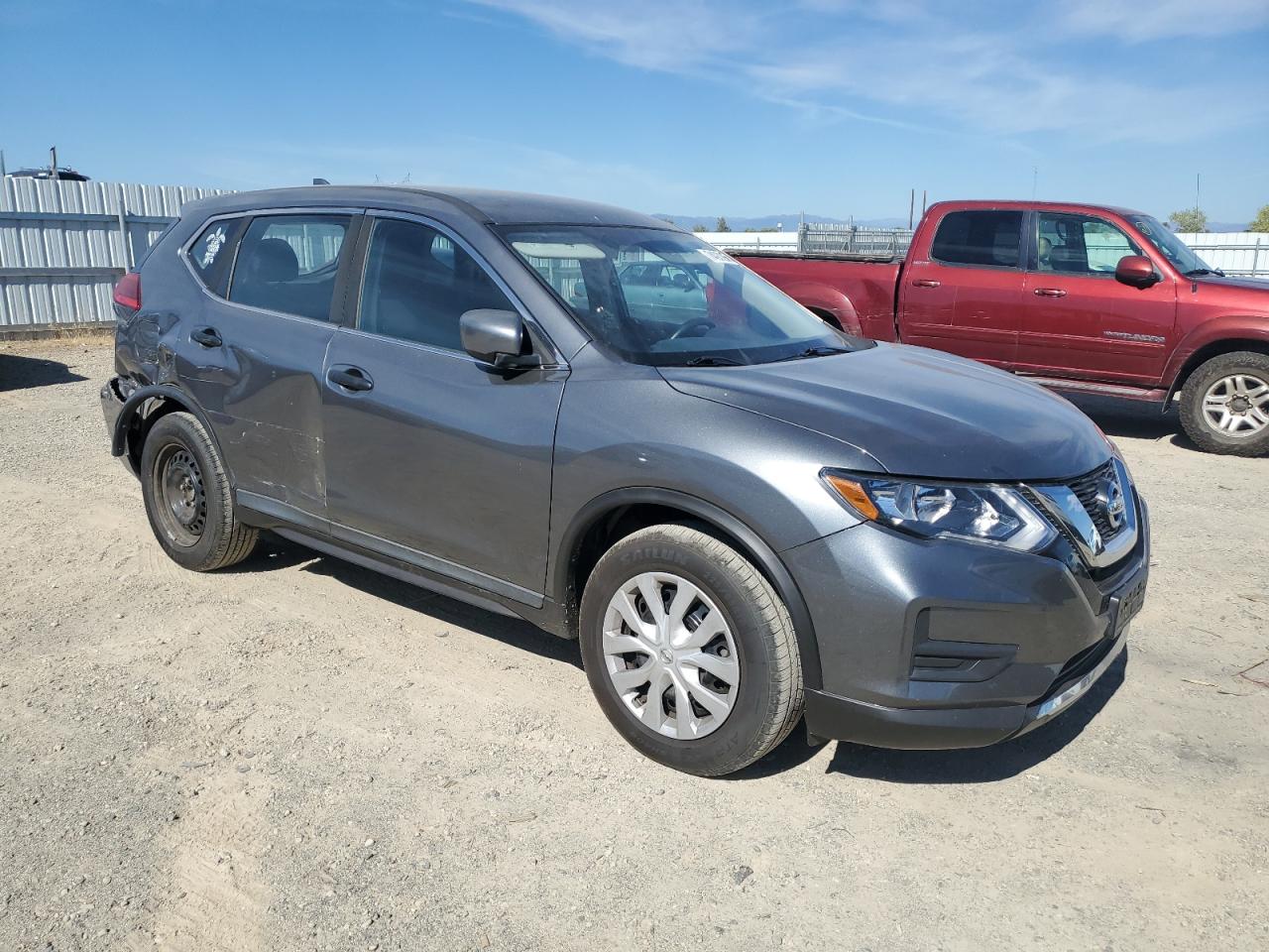 2017 Nissan Rogue VIN KNMAT2MT6HP505524 Copart auction photo, side / rear end damage thumbnail 4