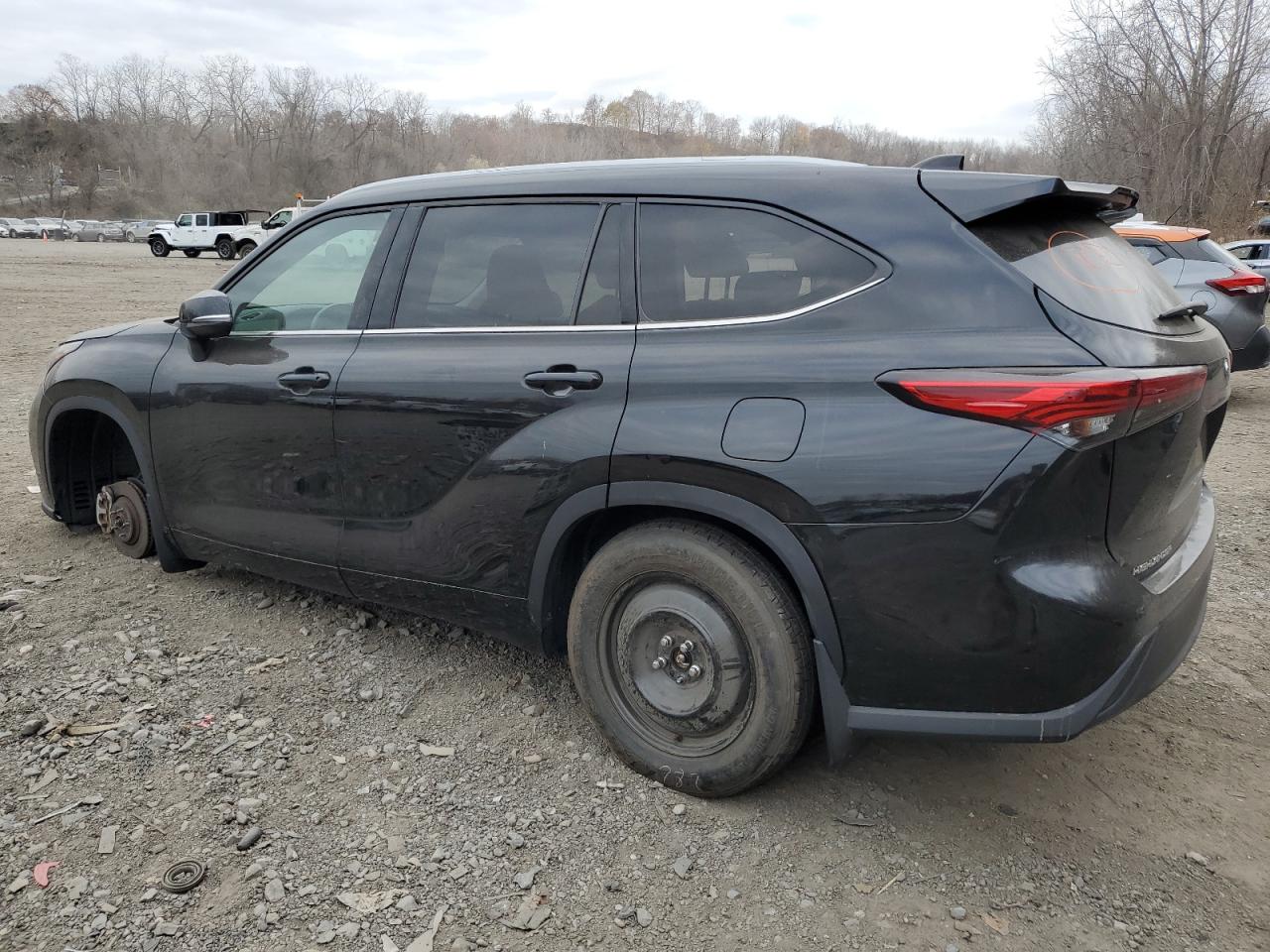 2022 Toyota Highlander VIN 5TDGZRBH8NS592148 Copart auction photo, minor dent/scratches damage thumbnail 2