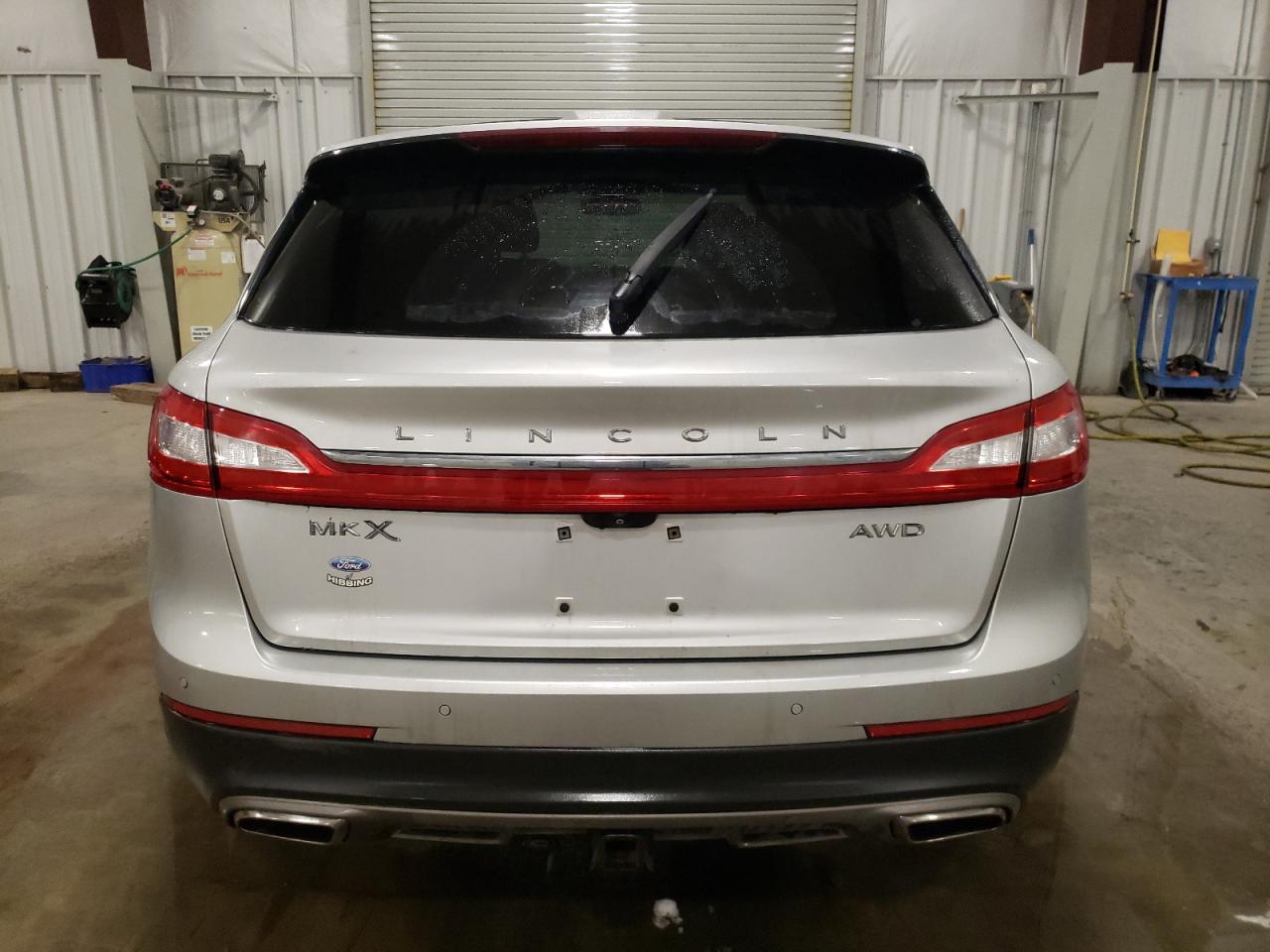2017 Lincoln MKX VIN 2LMPJ8KR3HBL11048 Copart auction photo, front end / undercarriage damage thumbnail 6