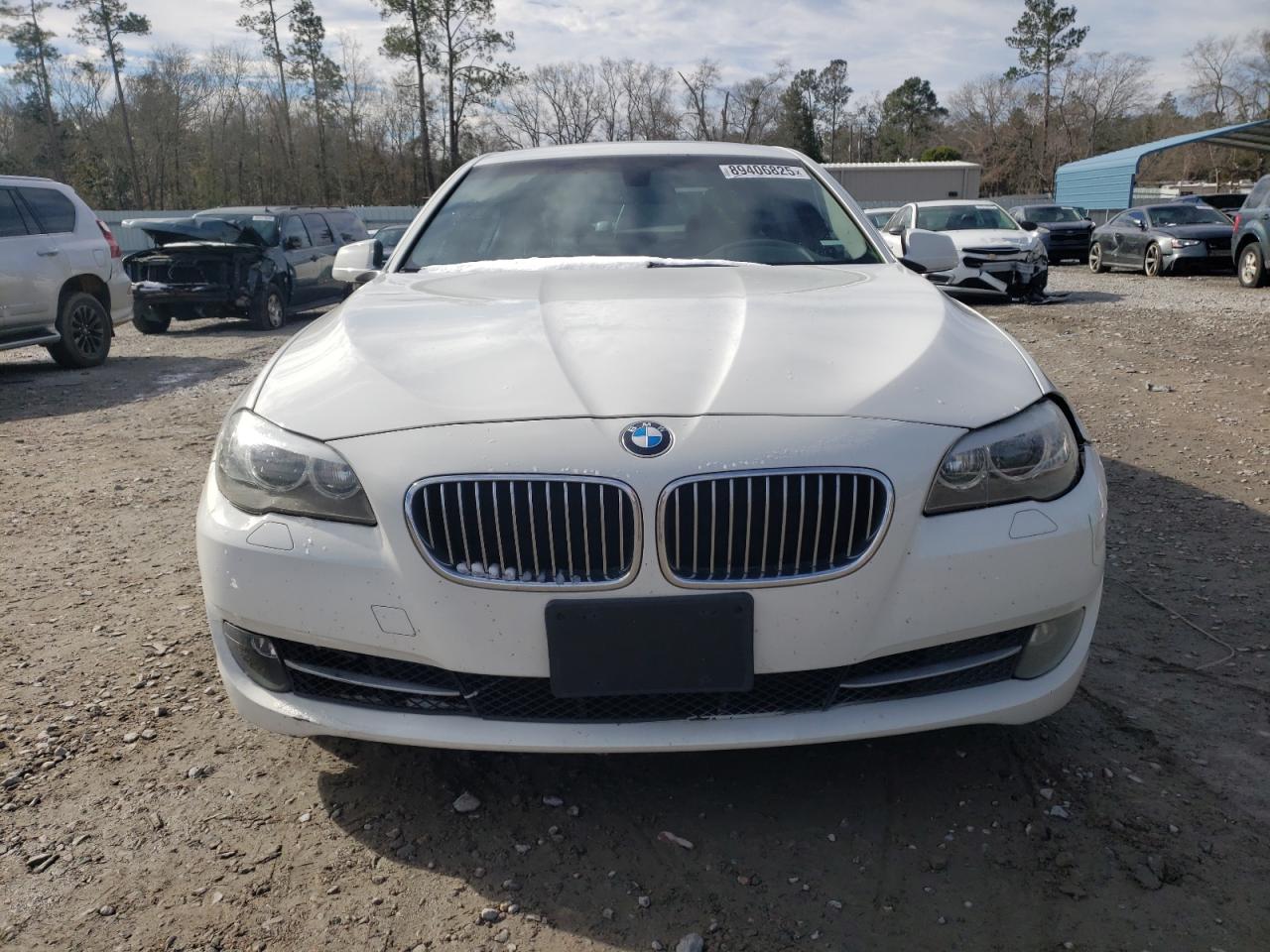 2013 BMW 5er VIN WBAFU7C56DDU72973 Copart auction photo, front end / side damage thumbnail 5