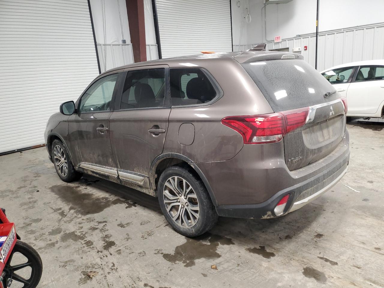 2018 Mitsubishi Outlander VIN JA4AD2A39JZ033244 Copart auction photo, front end damage thumbnail 2