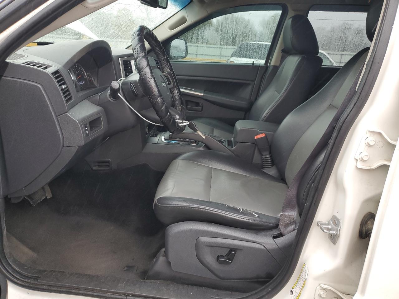 2008 Jeep Grand Cherokee VIN 1J8GR48K18C219635 Copart auction photo, front end damage thumbnail 7